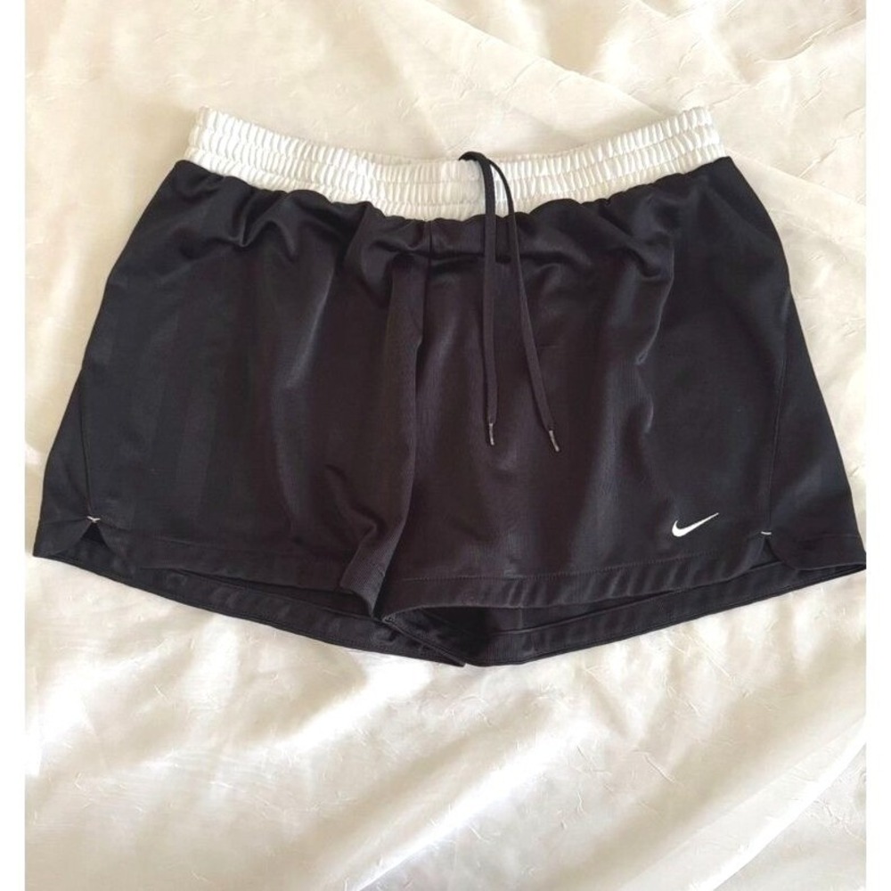 Nike Athletic Shorts Womens XL Black White Elastic Waist Drawstring Run Club